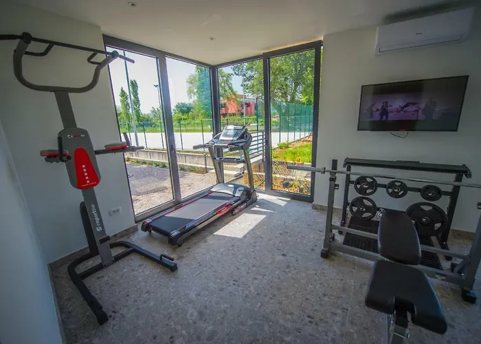 Βίλα Luxury Lucella, Big Pool, Spa, Tennis, Gym, Volleyball