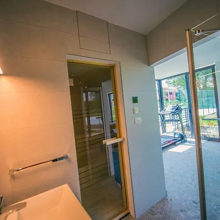 Villa Luxury Lucella, Big Pool, Spa, Tennis, Gym, Volleyball Donji Prolozac